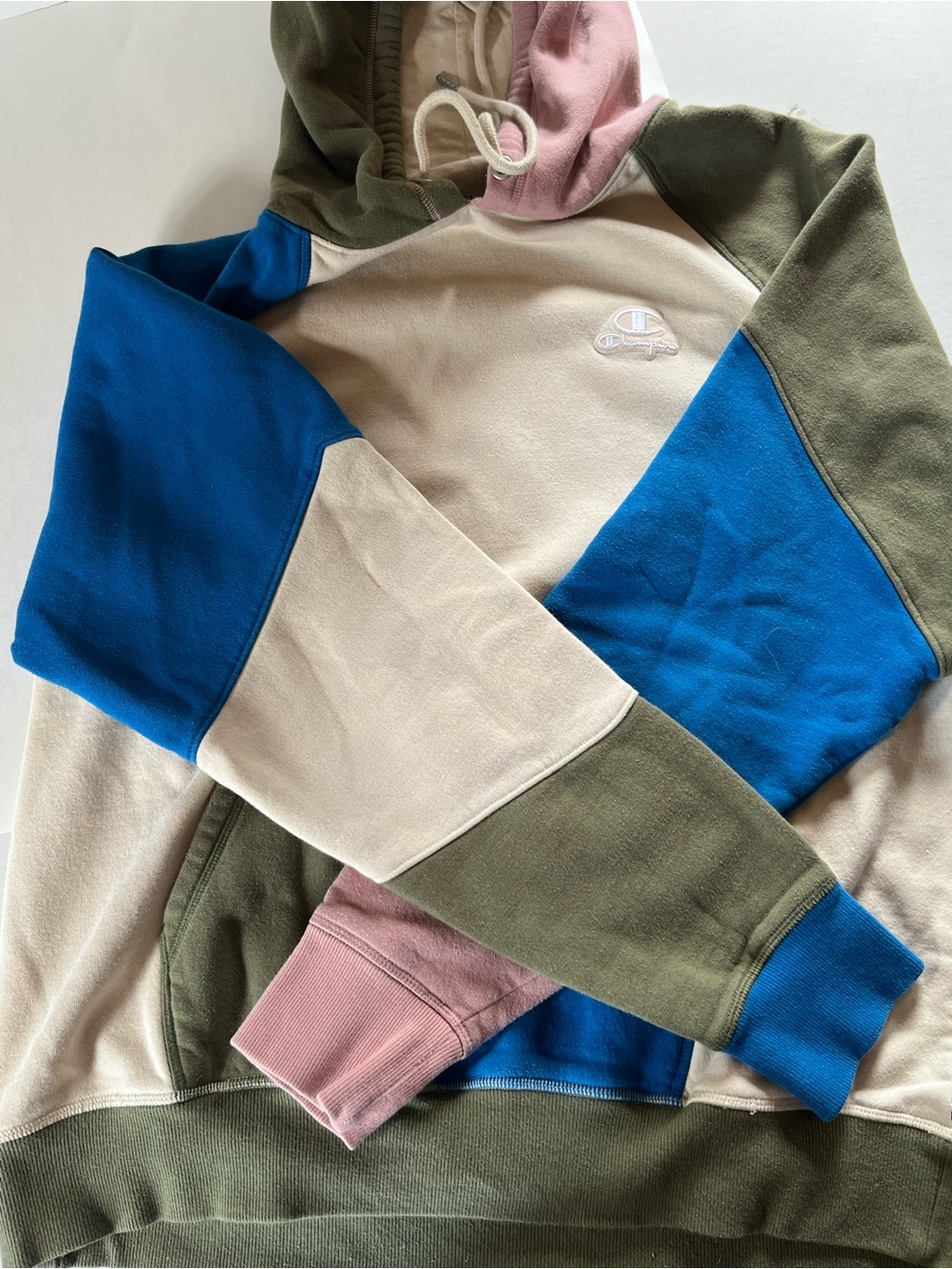 Champion men’s L' Colorblock Hoodie - Cream/Blue/Olive/Pink - Picture 5 of 7